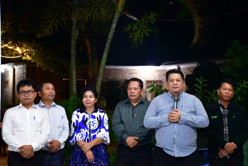 Bupati Samosir Sambut Kedatangan Uskup Agung Medan Mgr Kornelius Sipayung