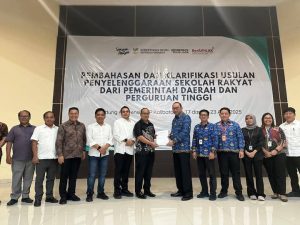 Bupati Pakpak Bharat Hibahkan 5 Ha Tanah untuk Pembangunan Sekolah Unggul di Dusun Pangkalan