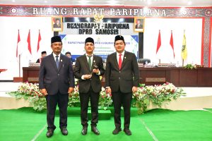 Ketua PN Balige Lantik Pimpinan DPRD Samosir Masa Bakti 2024-2029, Bupati Samosir Ajak Bekerja untuk Rakyat