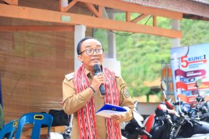 Wabup Samosir bersama Kepala KPw BI Sibolga, Launching Galeri UMKM Bukit Holbung
