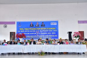 Bupati Samosir Puji Ide Kreatif Pendeta Rein Justin Gultom saat Pisah Sambut Praeses Distrik VII