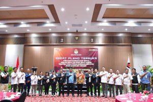 KPU tetapkan Vandiko-Ariston Sebagai Bupati dan Wakil Bupati Samosir Terpilih Periode 2025-2030