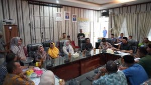 Warga Keluhkan Aroma Ternak Ayam, Lakukan Audiensi ke DPRD Langkat