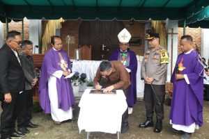 Bupati Pakpak Bharat Resmikan Gereja Katolik Stasi Santo Petrus dan Paulus Resdes Raden Siempat Rube IV