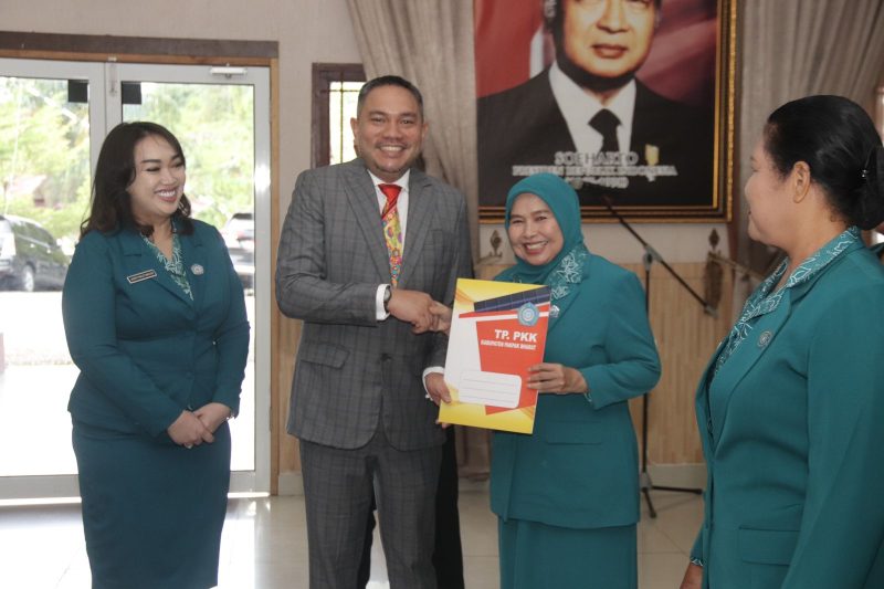 Pelantikan Resmi Pengurus TP PKK Pakpak Bharat 2025–2030 Digelar di Bale Sada Arih