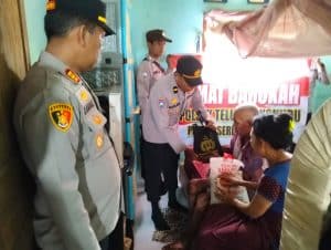 Polsek Teluk Mengkudu Salurkan Bantuan Sosial untuk Kaum Dhuafa dan Penderita Penyakit Menahun