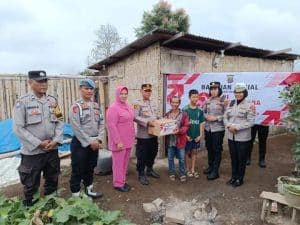Sambut Hari Bhayangkara Ke-79 Polres Tanah Karo Tebar Kepedulian Lewat Baksos untuk Warga Kabanjahe