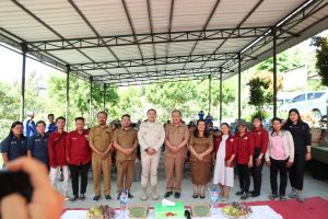 Bupati Pakpak Bharat Bagikan Bantuan Sosial untuk Anak Yatim dan Terlantar