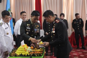 Sinergitas TNI-Polri dan Pemerintah Daerah Terwujud dalam Upacara HUT Bhayangkara ke-79 Konawe Utara