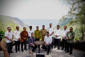 Dukung Pariwisata Berkelanjutan, Bupati Pakpak Bharat Hadiri Kunjungan Menteri Pariwisata di Geopark Kaldera Toba