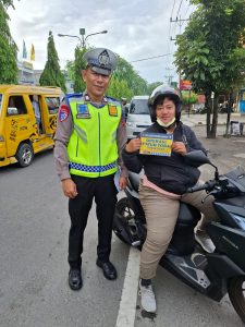 Polres Langkat Edukasi Pengemudi Lewat Penyuluhan Operasi Patuh Toba 2025