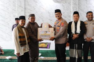 Kapolres Langkat Sampaikan Pesan Kamtibmas Lewat Jumat Curhat