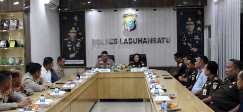 Sinergi Polri-Kejari Labuhanbatu Kuatkan Penegakan Hukum