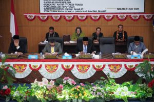 DPRD Pakpak Bharat Sahkan Tiga Ranperda Jadi Perda