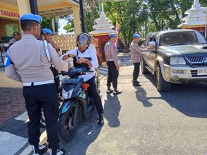 Polres Labuhanbatu Tegaskan Wajib Pasang Bendera di Kendaraan Sambut HUT RI ke-80