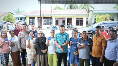 Wabup Sergai Salurkan Bantuan Kemensos bagi Korban Puting Beliung