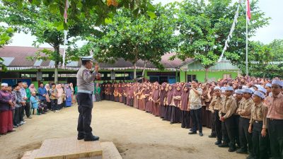 Polantas Edukasi Santri, Dorong Budaya Tertib Lalu Lintas