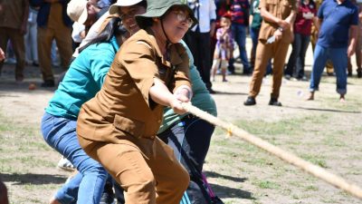 Semarak HUT ke-80 RI, Pemkab Samosir Hidupkan Semangat Gotong Royong Lewat Lomba Tarik Tambang