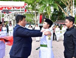 Bupati Samosir Kukuhkan 44 Anggota Paskibraka, Tekankan Tanggung Jawab dan Kebanggaan Nasional