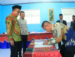 132 Anggota BPD se-Kecamatan Pangururan Dikukuhkan Wabup Samosir, Masa Jabatan Resmi Diperpanjang Dua Tahun