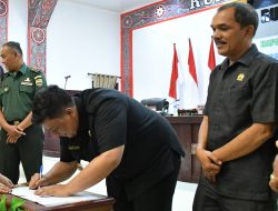 Tiga Ranperda Disetujui Jadi Perda, Bupati dan DPRD Samosir Sepakati Penguatan Tata Kelola Pemerintahan