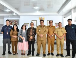 Bupati Samosir Dukung Investasi PLTS Atap Gedung Pemkab untuk Dorong Energi Hijau