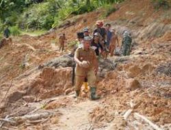 Pemkab Taput Gelar Doa dan Tabur Bunga, Salurkan Bantuan untuk Keluarga Korban Bencana Parmonangan