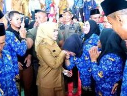 Bupati Labuhanbatu Resmi Serahkan SK kepada Ribuan PPPK Paruh Waktu