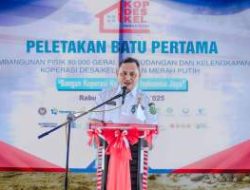 Rico Waas Letakkan Batu Pertama Koperasi Merah Putih, Dorong Kemandirian Ekonomi Warga