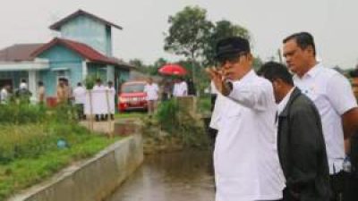 Bupati Taput Tin­jau Revitalisasi Sekolah dan Irigasi