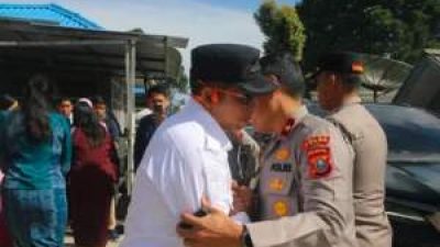Bupati Taput Dampingi Wakapoldasu Resmikan SPPG Polres Tapanuli Utara