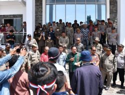 Bupati Samosir Beli Mobil Dinas Rp 3,1 Miliar, Menuai Protes Masyarakat Samosir