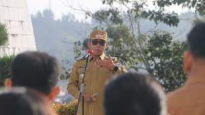 Bupati Taput Tekankan Disiplin dan Perencanaan Terpadu dalam Apel Gabungan