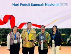 Satu-Satunya dari Sumut, Kabupaten Samosir Terima Penghargaan Sertifikat Menuju Kota Bersih
