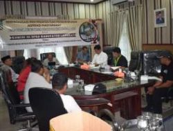 Mahasiswa Desak DPRD Langkat Buka RDP Soal KUR