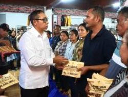 Bupati Taput Serahkan Santunan Korban Bencana 2025