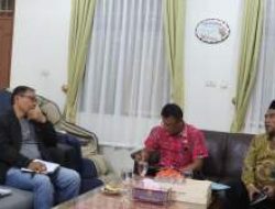 Bupati Dairi Nonaktifkan Direktur Perumda Pembangunan, Instruksikan Evaluasi Total