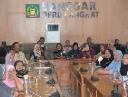 Korban Banjir Langkat Datangi DPRD, Minta Bantuan Stimulan Rumah