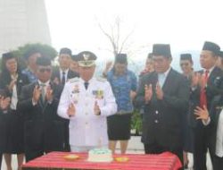 Bupati Taput Pimpin Upacara Otonomi Daerah, Tekankan Kemandirian dan Sinergi