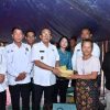 Wabup Samosir Serahkan Bantuan Korban Kebakaran di Simanindo