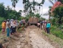Jatagena Dairi Bergerak, Warga Pegagan Hilir Gotong Royong Benahi Jalan