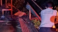 Viral di Media Sosial, Polisi Bongkar dan Bakar Barak Diduga Sarang Narkoba di Labura