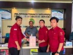 Kejari Pelalawan Limpahkan 5 Terdakwa Korupsi Pupuk Subsidi ke Pengadilan Tipikor