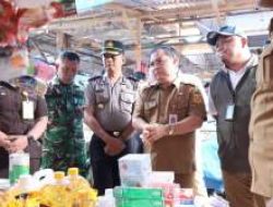 Sidak Pasar Sidikalang, TPID Dairi Pastikan Stok Pangan Aman
