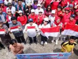 Pemkab Taput Sebar 1.814 Bendera Merah Putih, Perkuat Semangat Nasionalisme Warga Siborong-borong