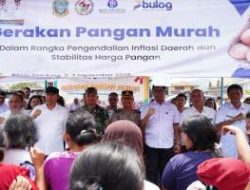 Tekan Inflasi dan Jaga Stabilitas Harga, Bupati Taput Buka Gerakan Pangan Murah di Pasar Tarutung