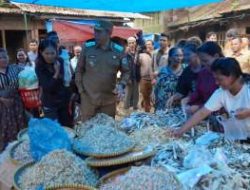 Tinjau Onan Hutajulu, Bupati Tapanuli Utara Serap Aspirasi Masyarakat Terkait Pertanian hingga Infrastruktur