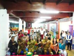 ‎Inovasi ECO-Ulos Pemkab Taput: Ubah Limbah Pertanian Jadi Wastra Berkelanjutan dan Tingkatkan Ekonomi Penenun